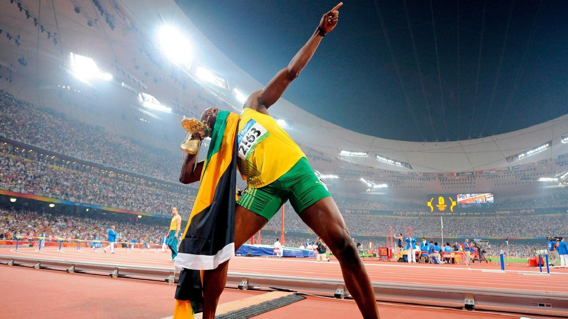 特色山地自行车夜骑，感受不同的运动氛围，自行车夜景